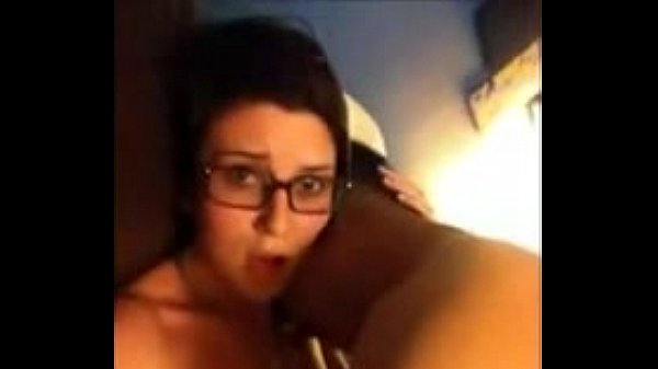 Gostosa gravou um video porno pro whatsapp